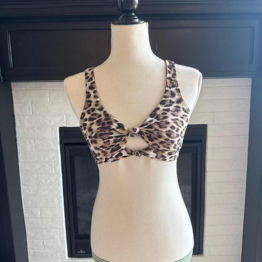 Beach Bunny Leopard Print Women's sports bra Small